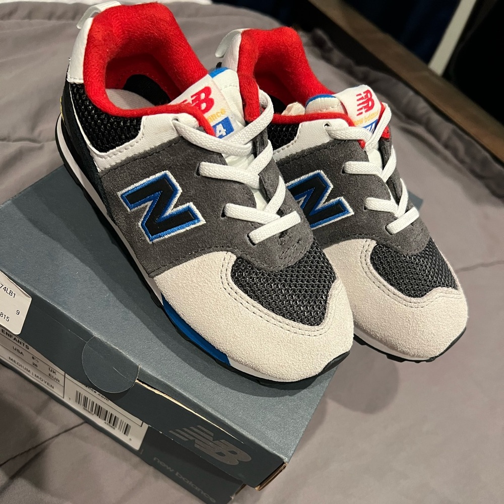 New Balance Toddler Sneakers Size 9